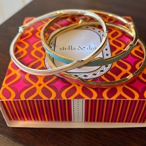 Stella & Dot Carrie set of 3 enameled bangle set.  Like new, only worn once.